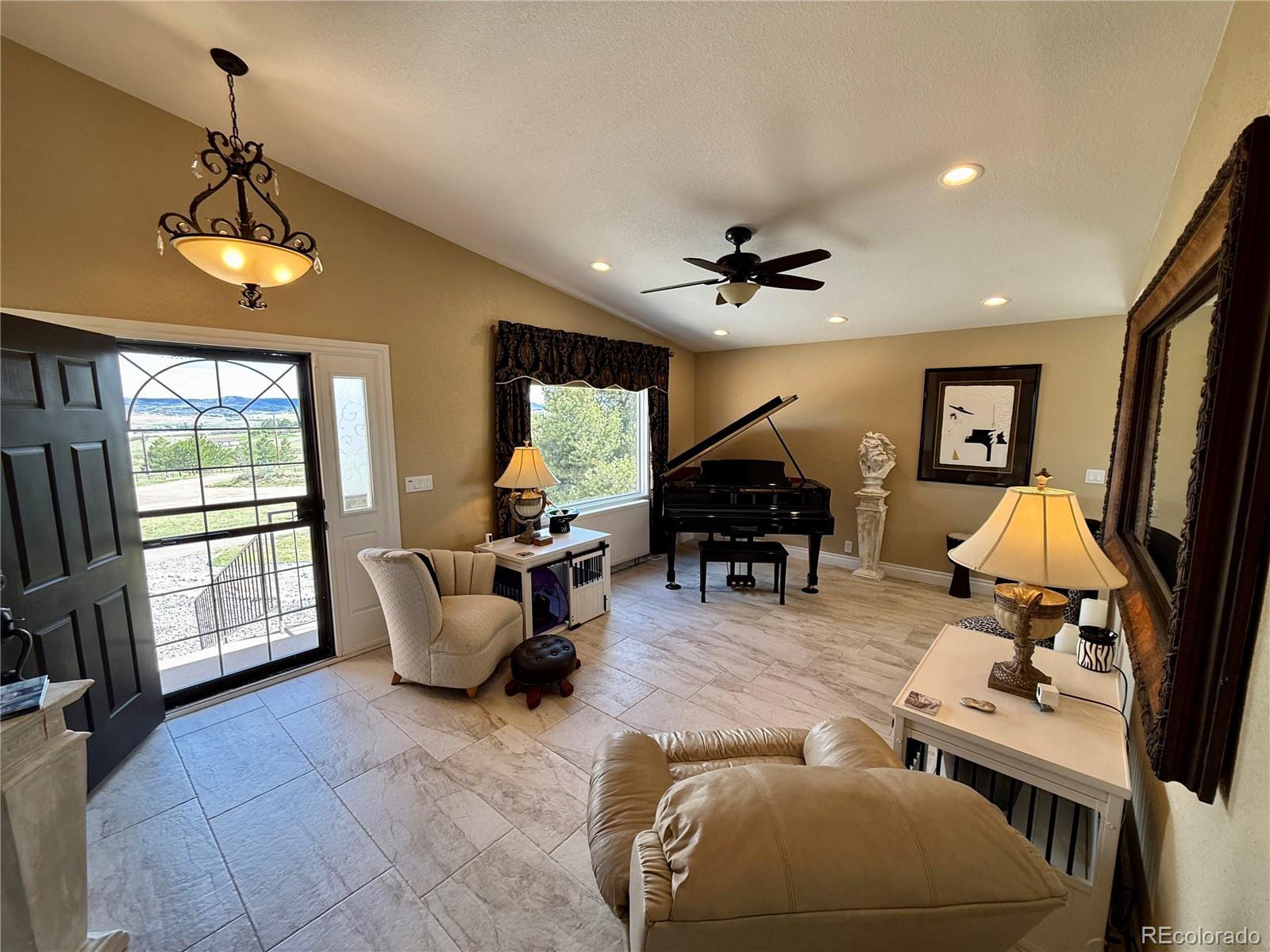 1063  Clarke Court, castle rock  House Search MLS Picture