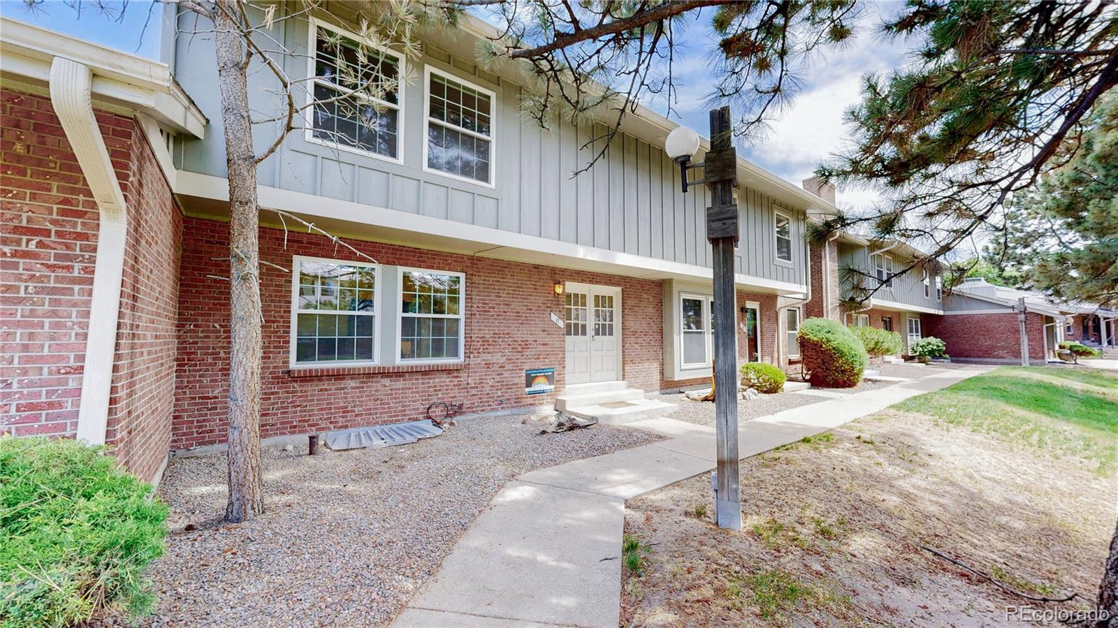 10208 E Jewell Avenue, aurora&nbsp; House Search MLS Picture