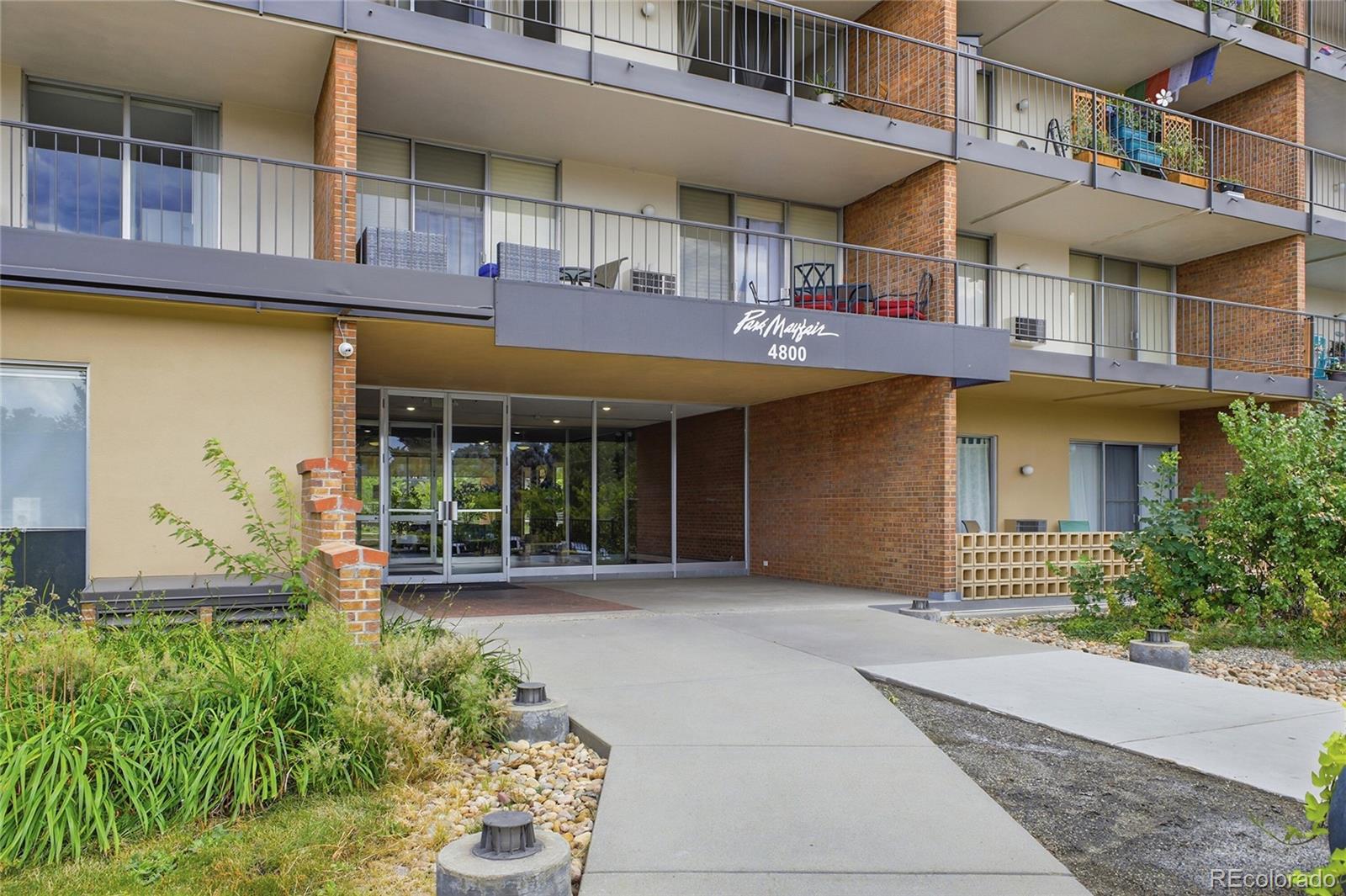 4800 E Hale Parkway, denver&nbsp; House Search MLS Picture