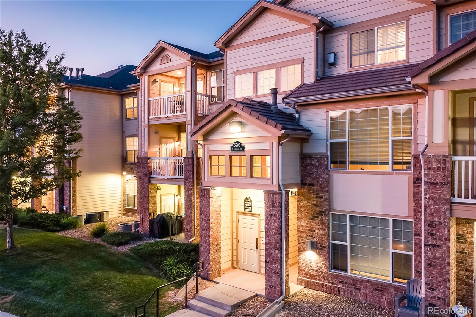 5703 N Gibralter Way, aurora&nbsp; House Search MLS Picture