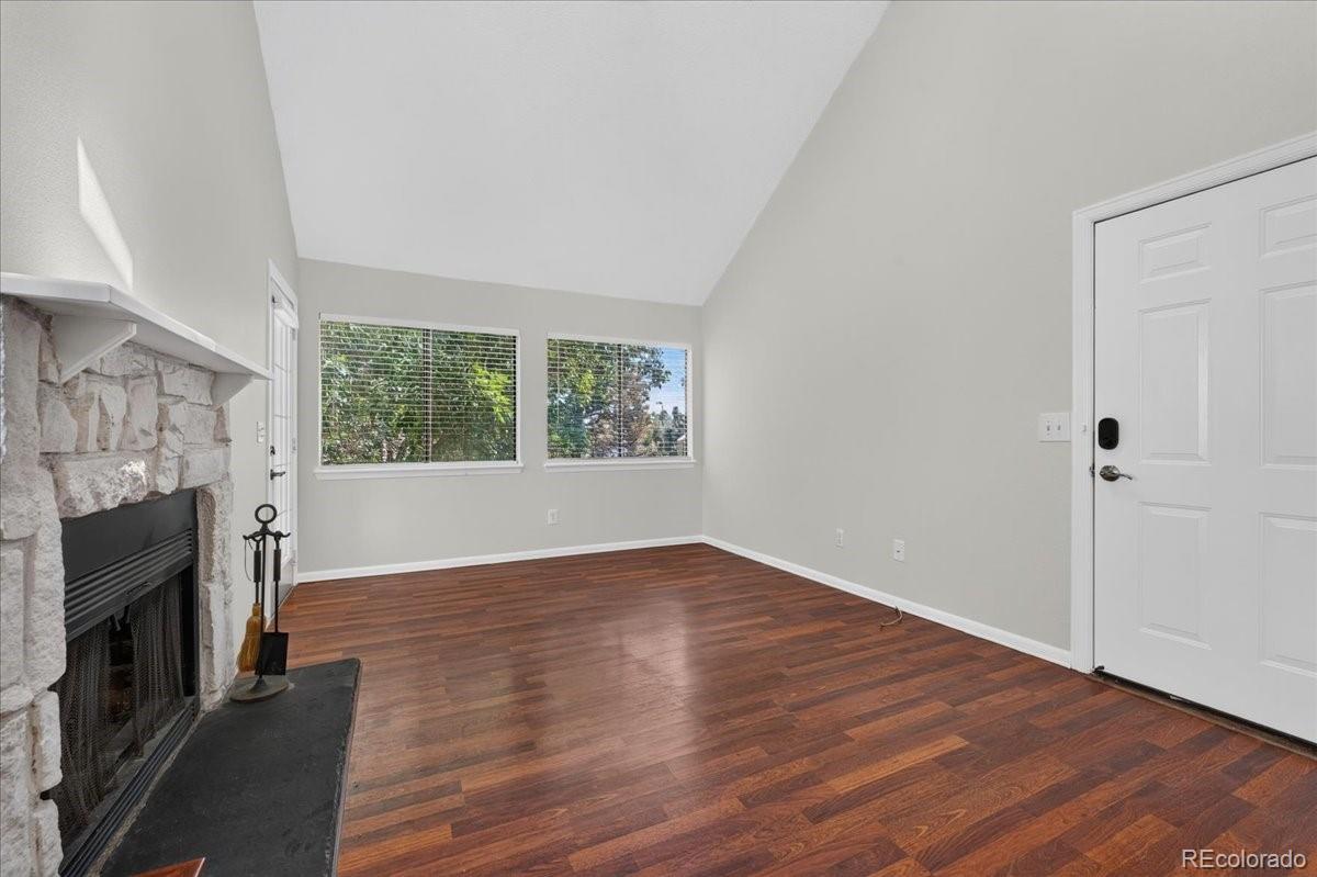 982 S Dearborn Way, aurora&nbsp; House Search MLS Picture