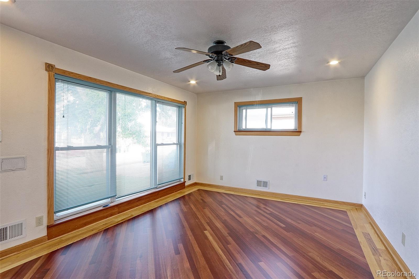 409 E 109th Avenue, northglenn&nbsp; House Search MLS Picture