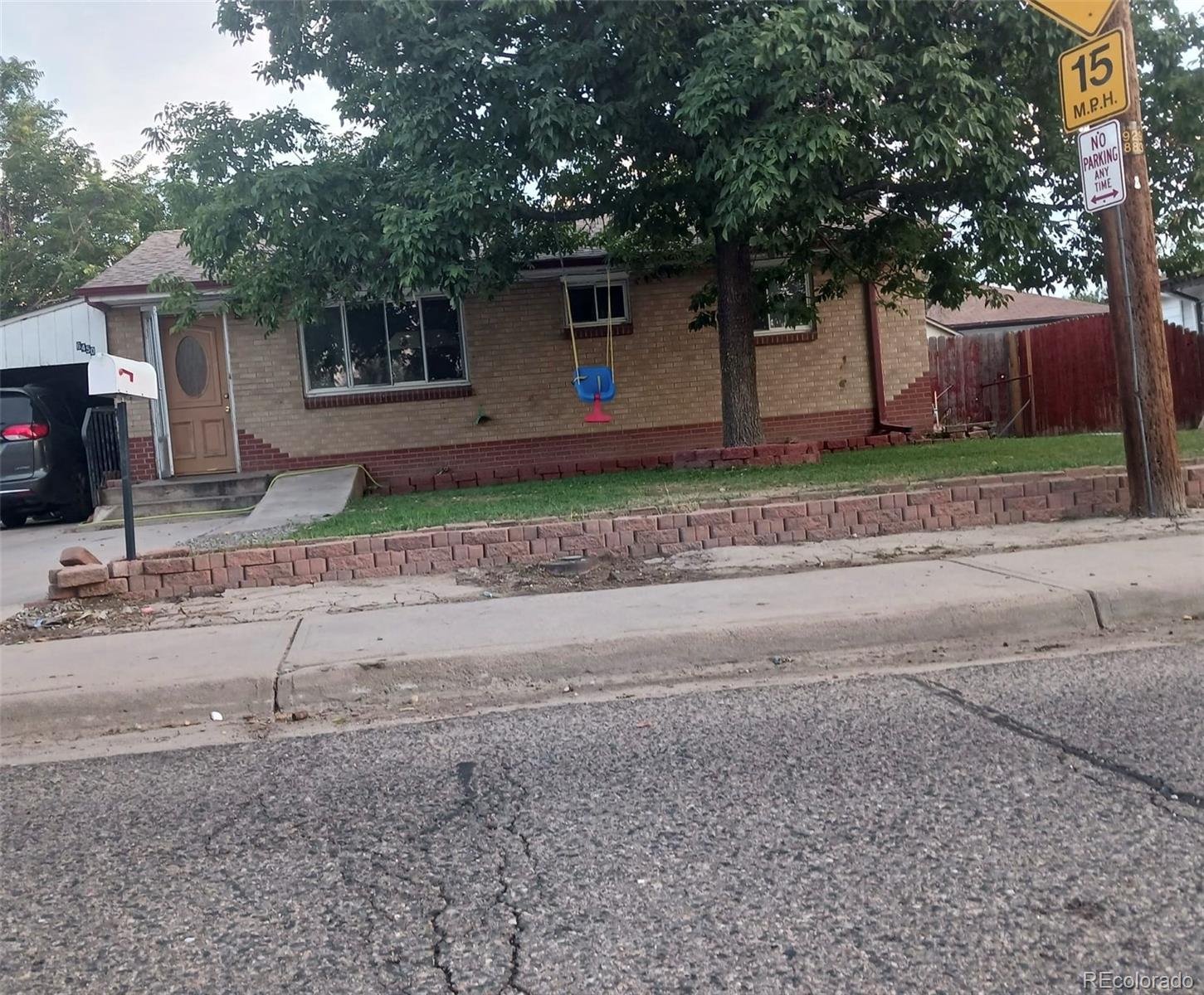 6450 E 68th Avenue, commerce city&nbsp; House Search MLS Picture