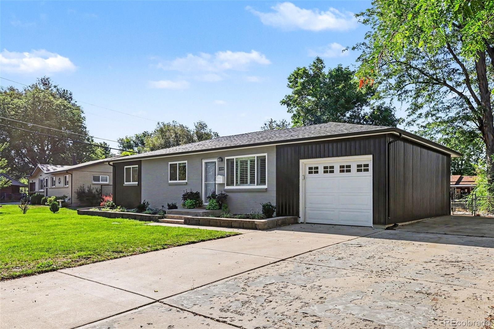 10050 W 64th Avenue, arvada&nbsp; House Search MLS Picture