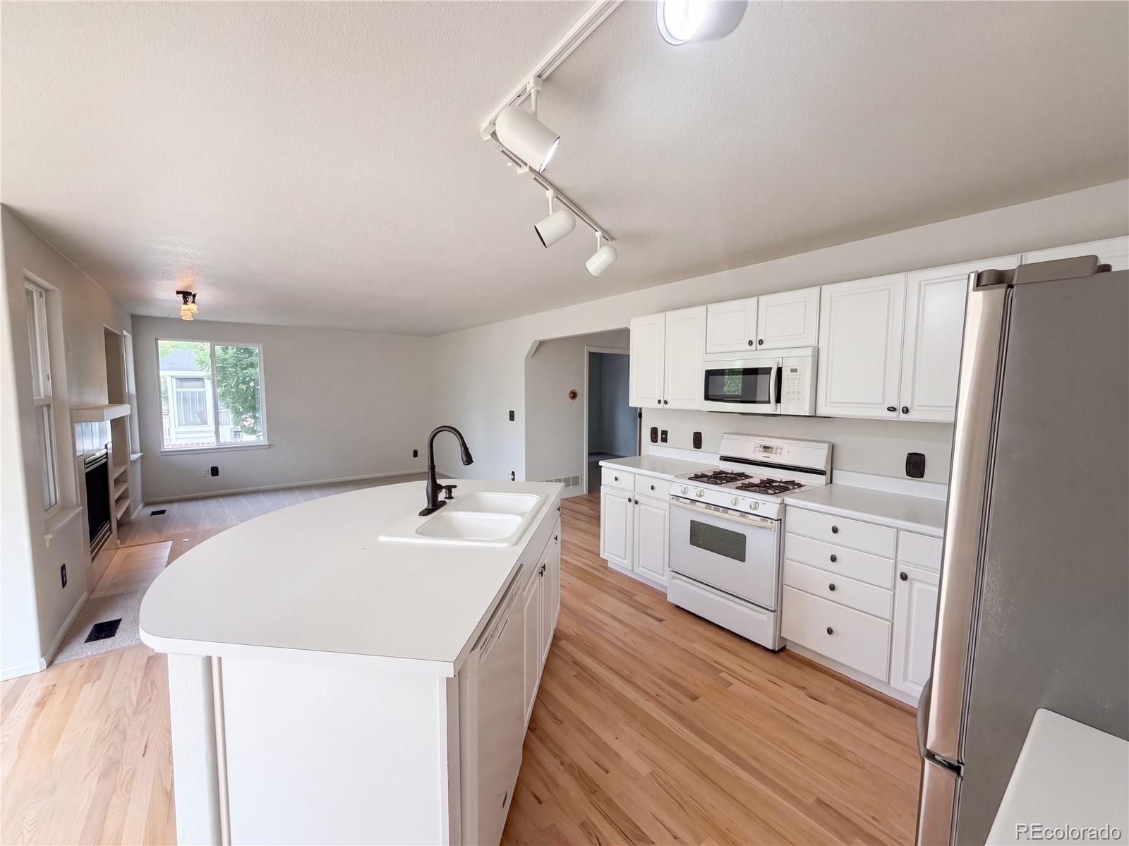 1658  Daily Drive, erie&nbsp; House Search MLS Picture
