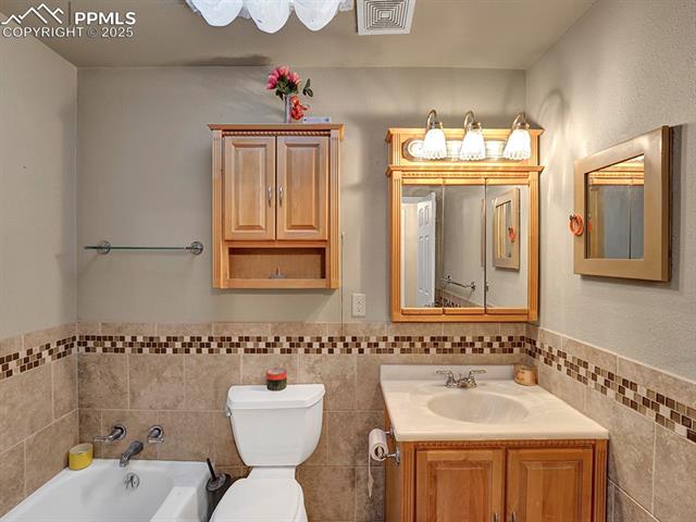 MLS Image for 1555  Luna Vista  ,Colorado Springs, Colorado