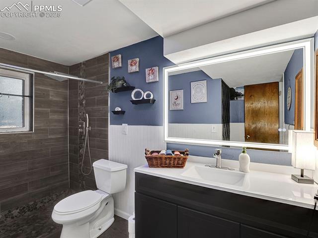 MLS Image for 1555  Luna Vista  ,Colorado Springs, Colorado