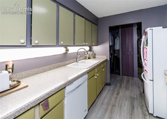 MLS Image for 411  Lakewood  A1005 ,Colorado Springs, Colorado