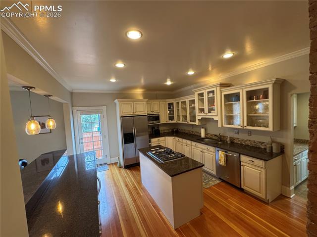 MLS Image for 21 E Caramillo  ,Colorado Springs, Colorado