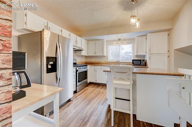 MLS Image for 5015  Horseshoe Bend  ,Colorado Springs, Colorado