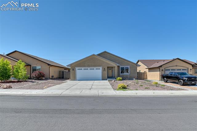 2306  Cliffmoor  , pueblo  House Search MLS Picture