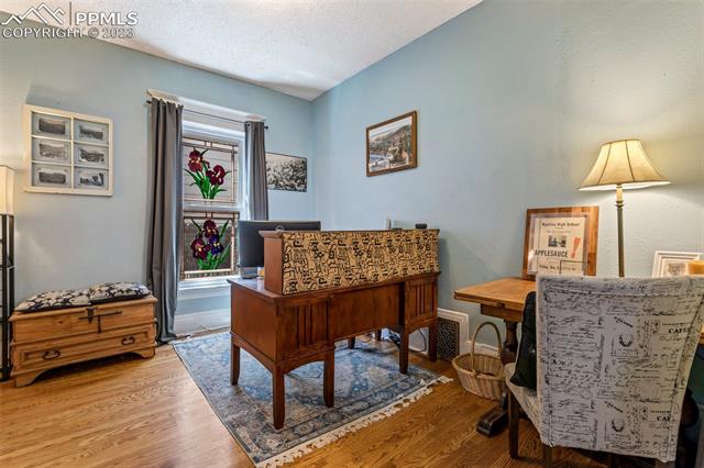 MLS Image for 963  Osage  ,Manitou Springs, Colorado