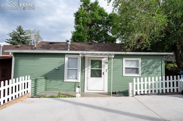 19  Fountain  , manitou springs  House Search MLS Picture