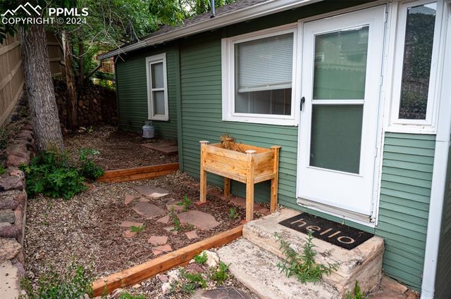 MLS Image for 19  Fountain  ,Manitou Springs, Colorado