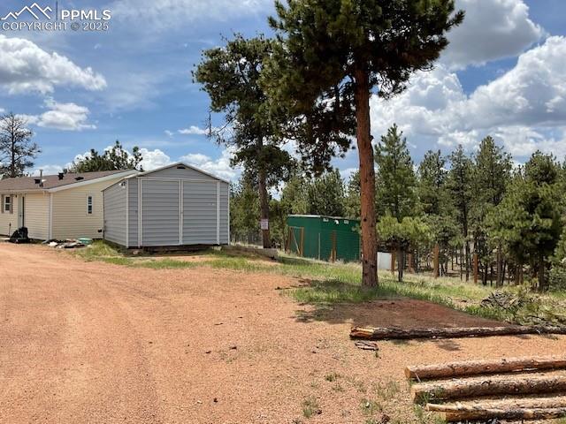 MLS Image for 696  Calle De La Nieva  ,Florissant, Colorado