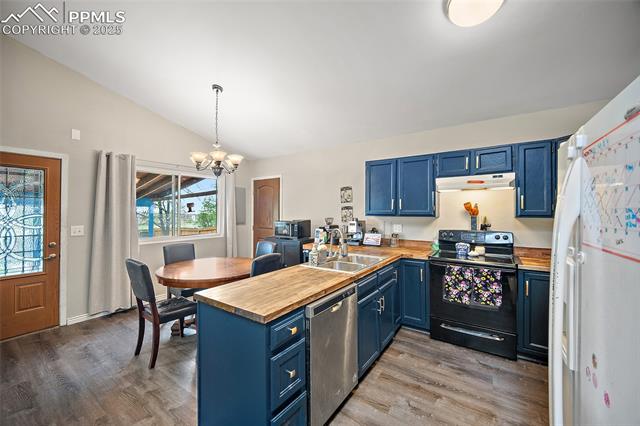 MLS Image for 5603  Lantana  ,Colorado Springs, Colorado