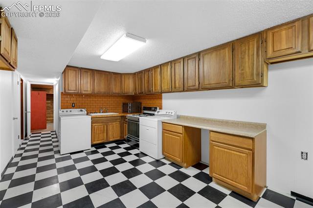 MLS Image for 520  Linda Vista  ,Pueblo, Colorado