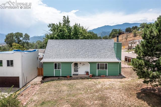 2523 W Monument  , colorado springs  House Search MLS Picture