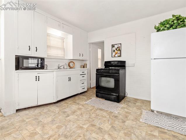 MLS Image for 1736 E 7th  ,Pueblo, Colorado