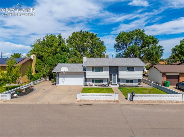 1256  20 1/2  , pueblo&nbsp; House Search MLS Picture