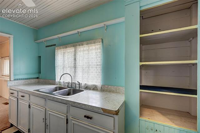 MLS Image for 110  Duncan  ,Manitou Springs, Colorado