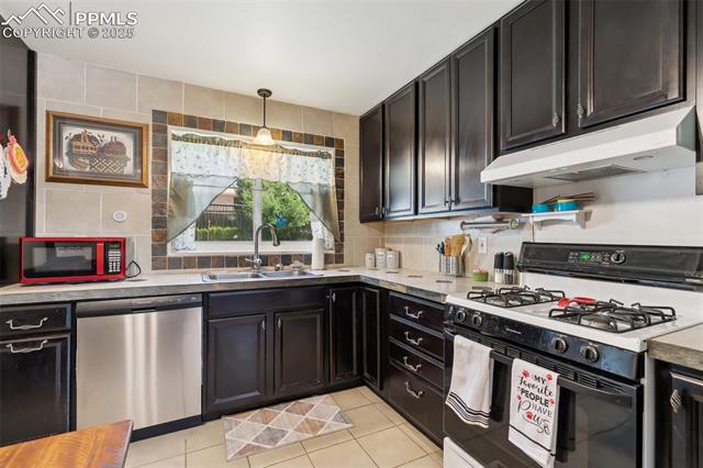 MLS Image for 1409  Evergreen  ,Colorado Springs, Colorado