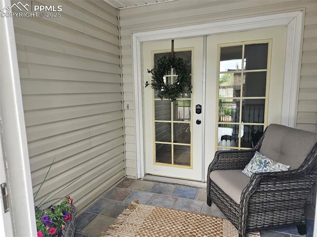 MLS Image for 302  Cielo Vista  ,Colorado Springs, Colorado