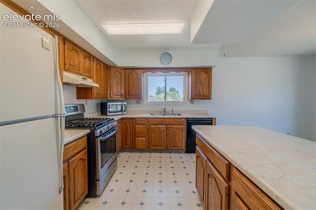 MLS Image for 29475  Hardin  ,Pueblo, Colorado