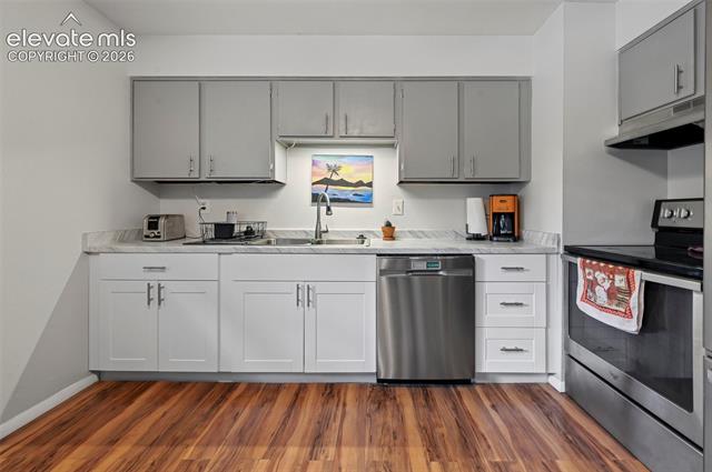MLS Image for 4815 S Splendid  ,Colorado Springs, Colorado