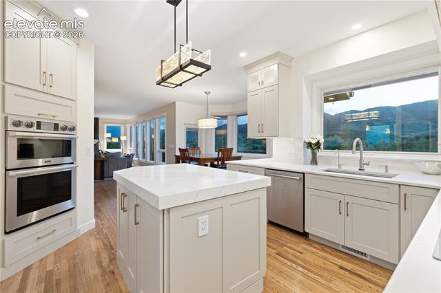 MLS Image for 2550  Oak Hills  ,Colorado Springs, Colorado