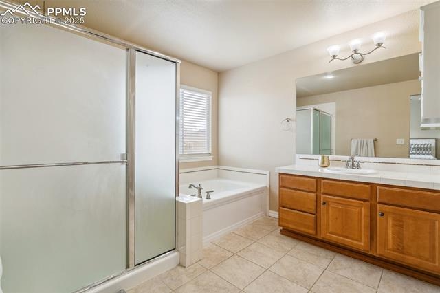 MLS Image for 5977  Cumbre Vista  ,Colorado Springs, Colorado