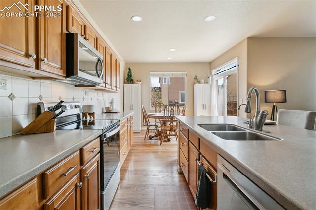 MLS Image for 5977  Cumbre Vista  ,Colorado Springs, Colorado