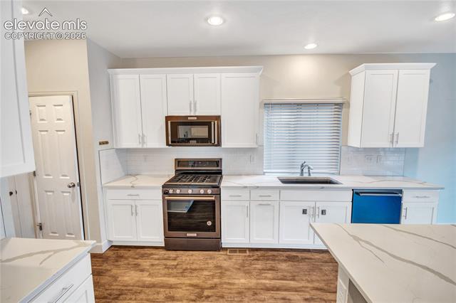 MLS Image for 7138  Sedgerock  ,Colorado Springs, Colorado