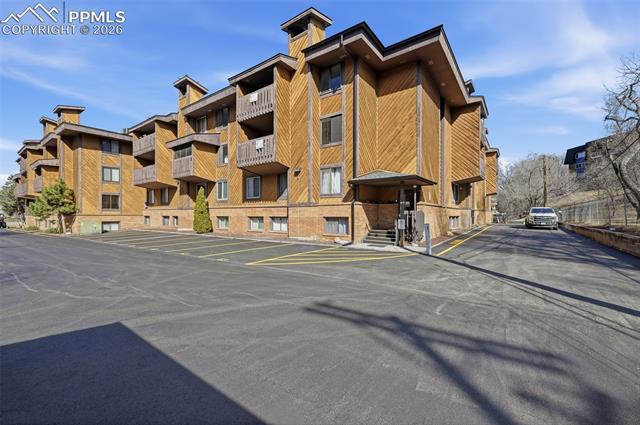 935  Saturn  229 , colorado springs&nbsp; House Search MLS Picture