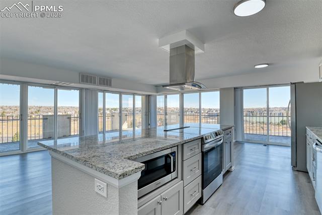MLS Image for 411  Lakewood  B1016 ,Colorado Springs, Colorado