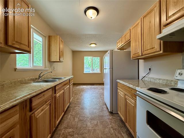 MLS Image for 1854  Saratoga  ,Colorado Springs, Colorado