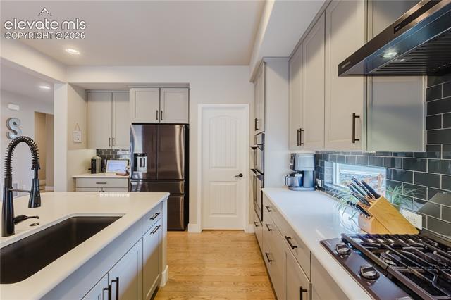 MLS Image for 16335  Treetop  ,Monument, Colorado