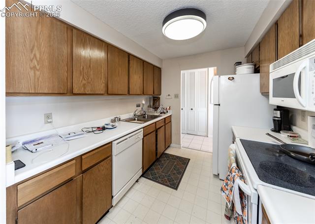 MLS Image for 411  Lakewood  B1114 ,Colorado Springs, Colorado