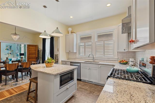 MLS Image for 1212 W Cucharras  ,Colorado Springs, Colorado