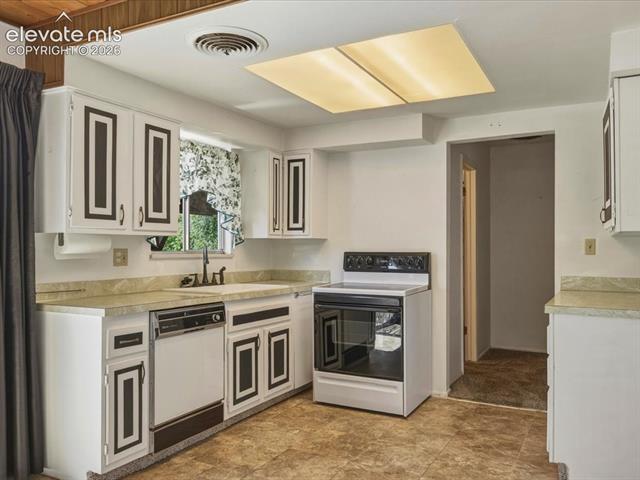 MLS Image for 827  Squire  ,Colorado Springs, Colorado
