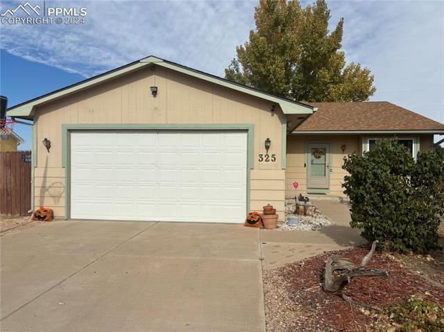 325 W Baldwyn  , pueblo  House Search MLS Picture