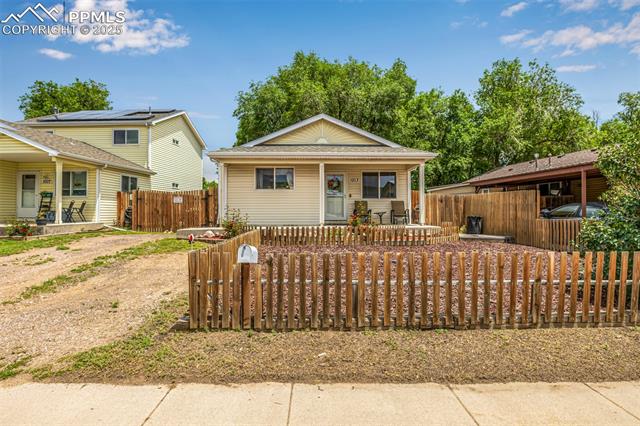1013  Maxwell  , colorado springs  House Search MLS Picture