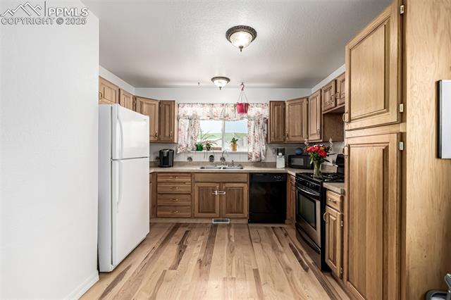 MLS Image for 1013  Maxwell  ,Colorado Springs, Colorado