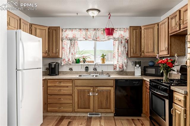 MLS Image for 1013  Maxwell  ,Colorado Springs, Colorado