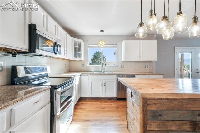MLS Image for 531  Fox Run  ,Colorado Springs, Colorado