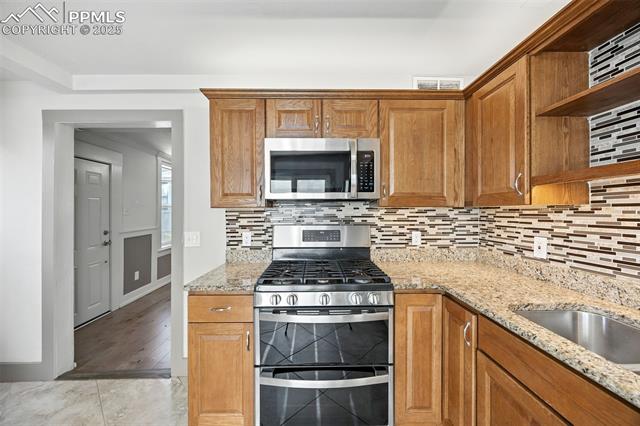 MLS Image for 516 E Cache La Poudre  ,Colorado Springs, Colorado