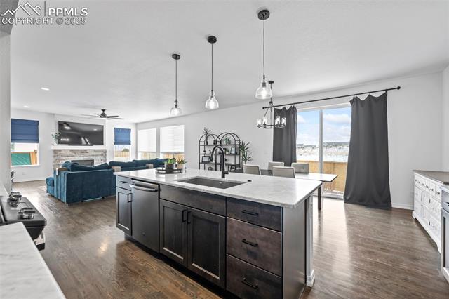 MLS Image for 6898  Cumbre Vista  ,Colorado Springs, Colorado