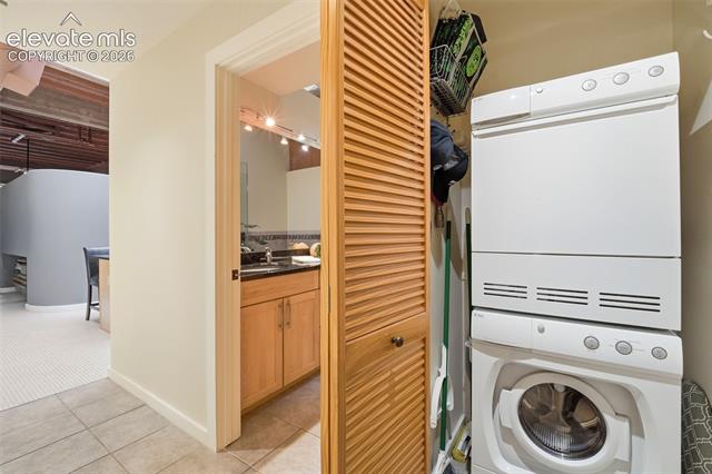 MLS Image for 934  Manitou  212 ,Manitou Springs, Colorado