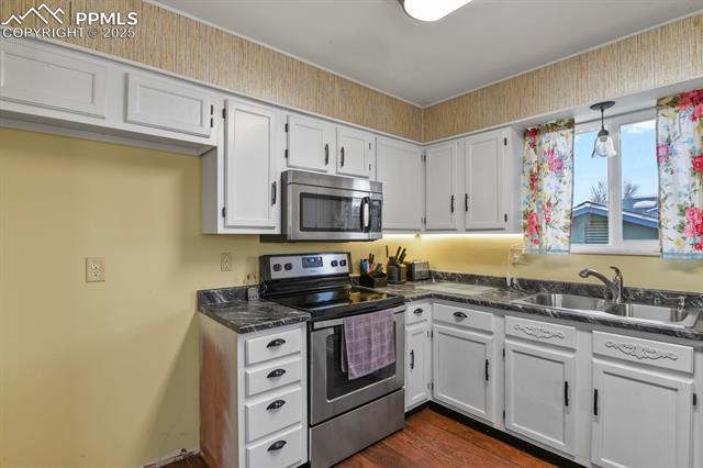 MLS Image for 7170  Painted Rock  ,Colorado Springs, Colorado