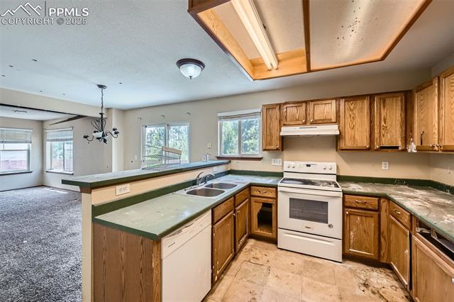 MLS Image for 851  Legend Oak  ,Fountain, Colorado